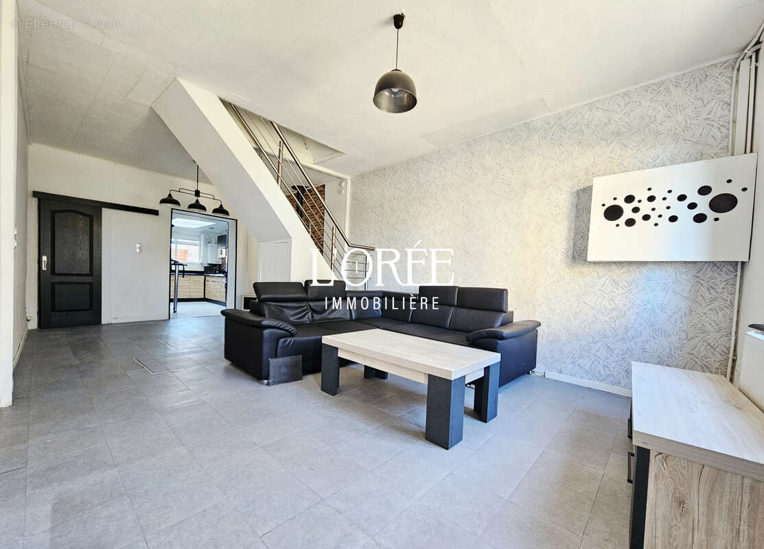 Maison à DOUVRIN