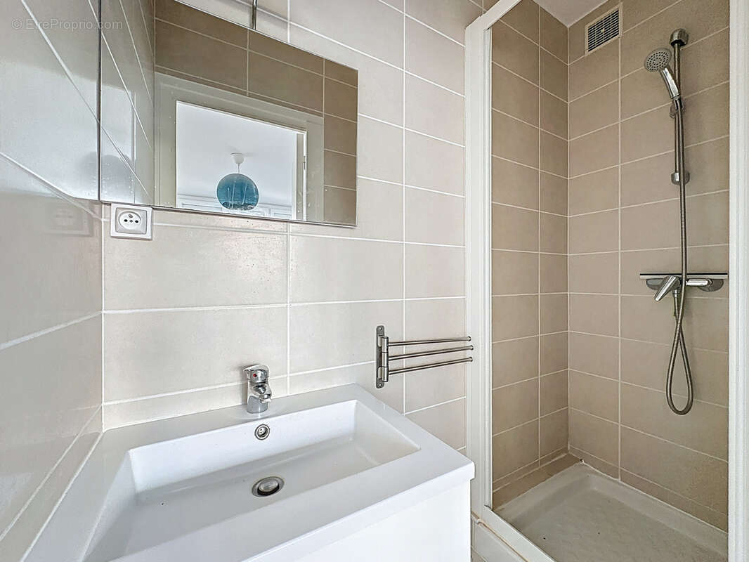 Appartement à TASSIN-LA-DEMI-LUNE