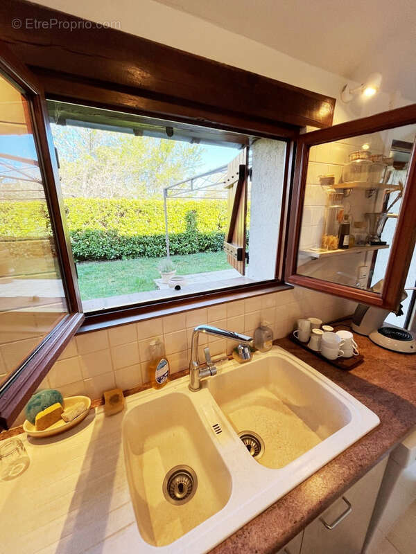 Maison à VILLENEUVE-SUR-YONNE