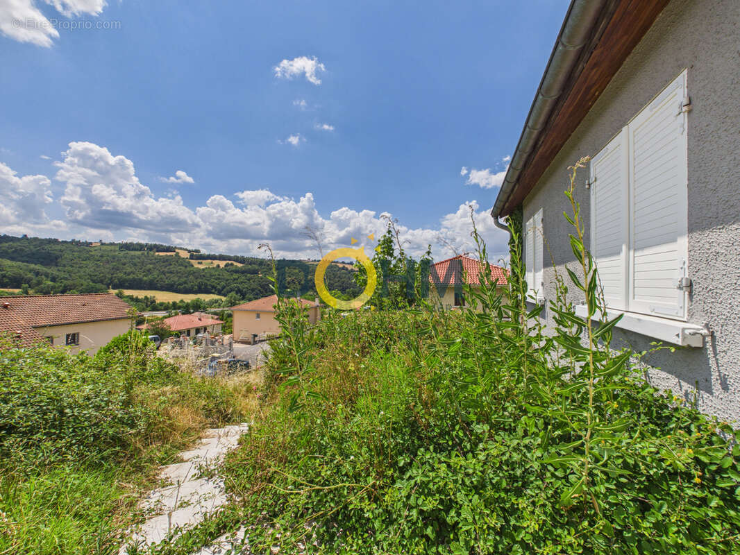Maison à LA FOUILLOUSE