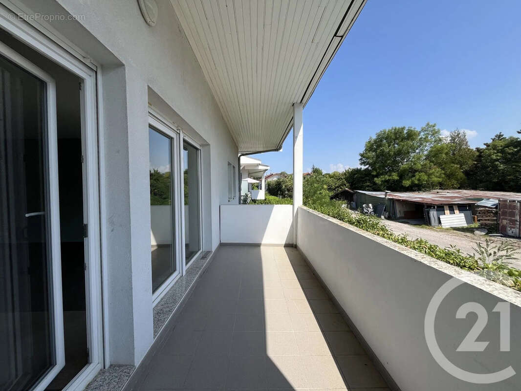 Appartement 60 m² à Thonon-Les-Bains  - photo 8