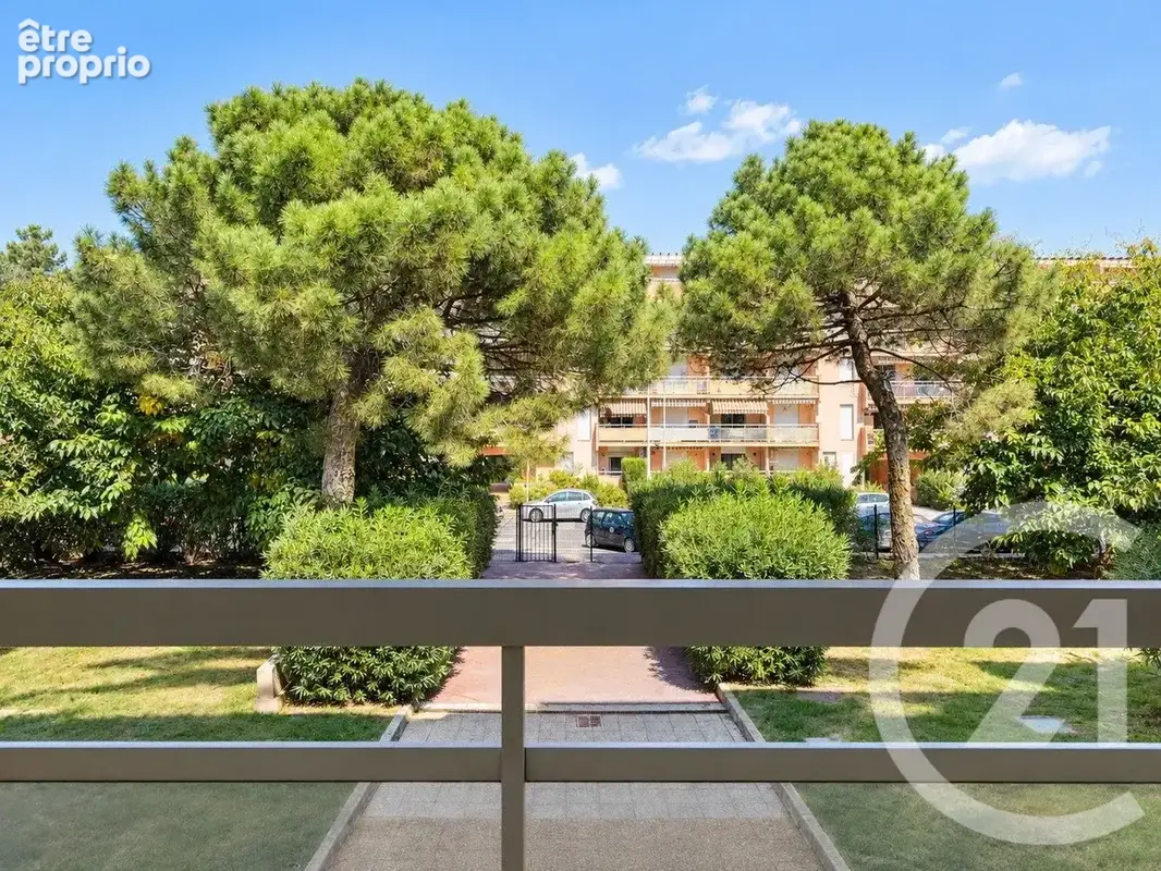 Appartement 2 pièces 30 m² à vendre à Bormes-Les-Mimosas (83230) - photo 10