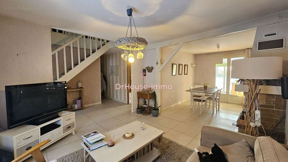 Maison 202 m² à Ruaudin  - photo 24