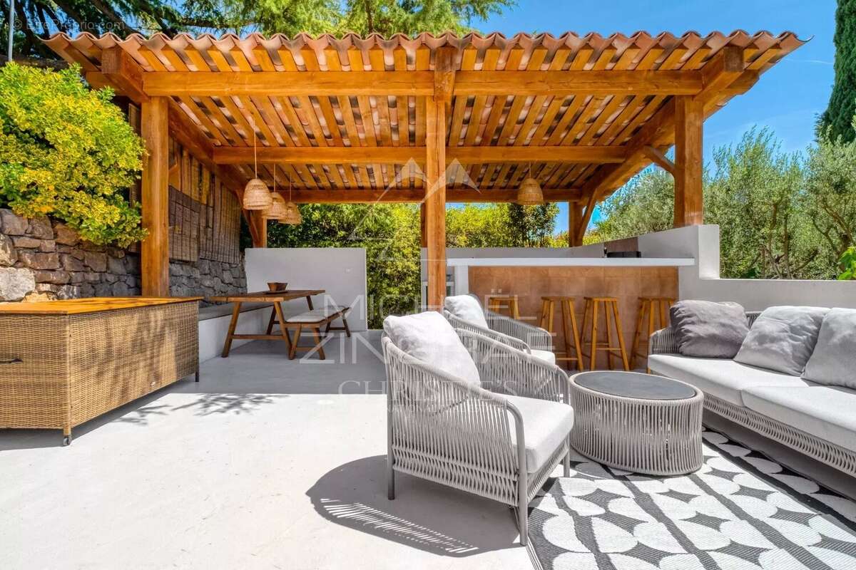 Maison à MOUGINS