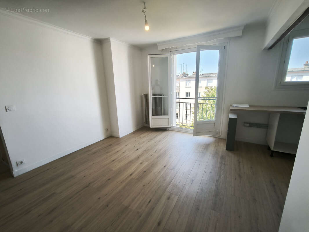 Appartement T3 rénové   Velpeau / Gare de Tours   52 m2   Lumineux - photo 13