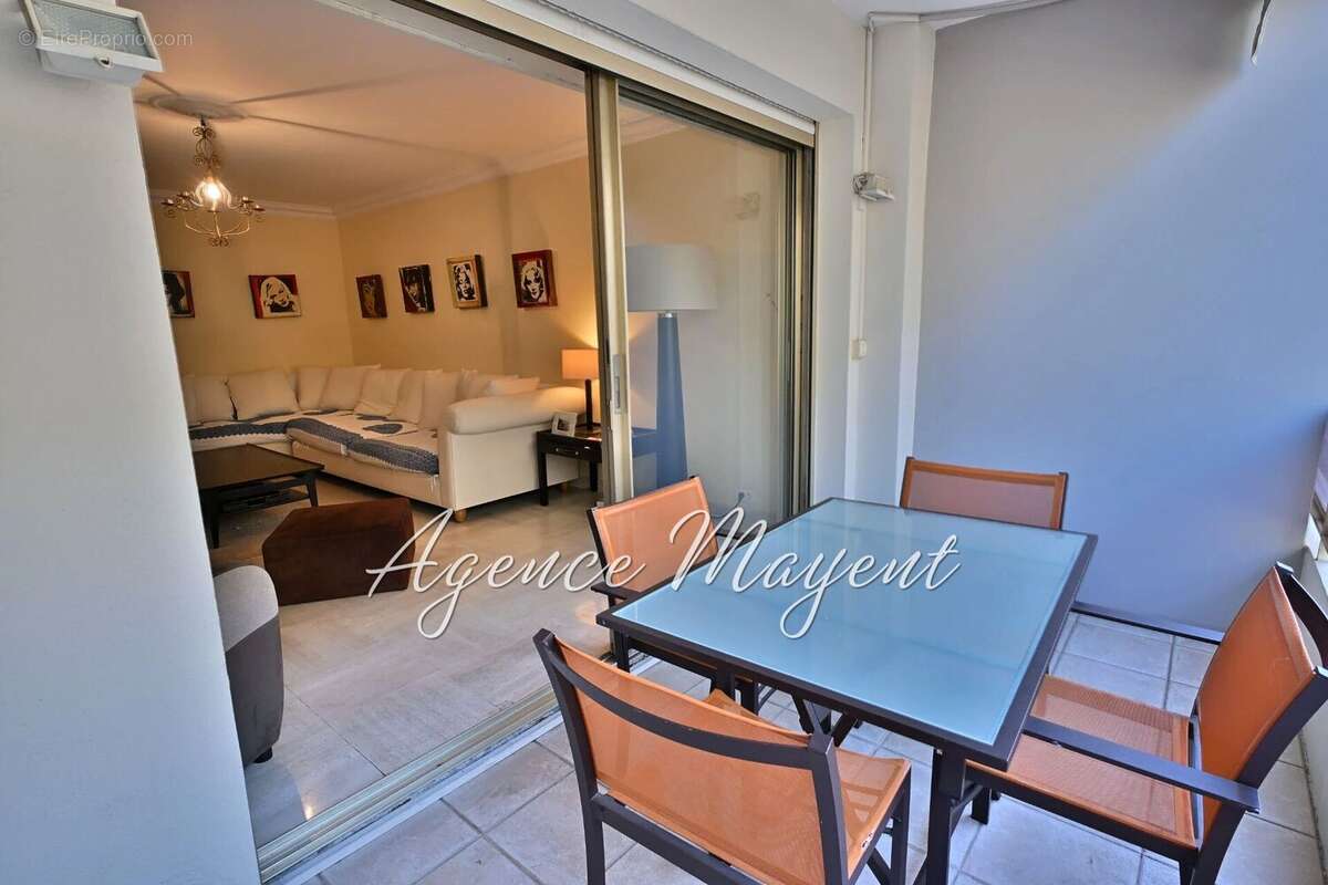 Appartement à CANNES