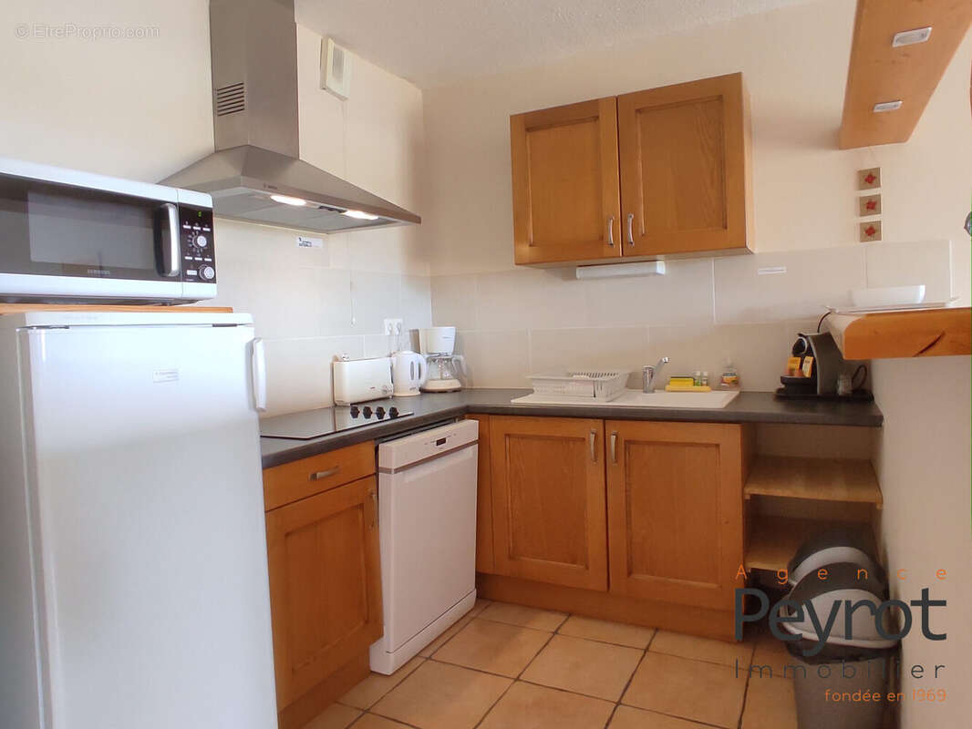 Appartement 64 m² à Les Angles  - photo 4