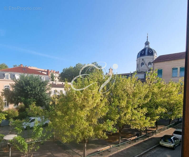 Appartement à LYON-1E
