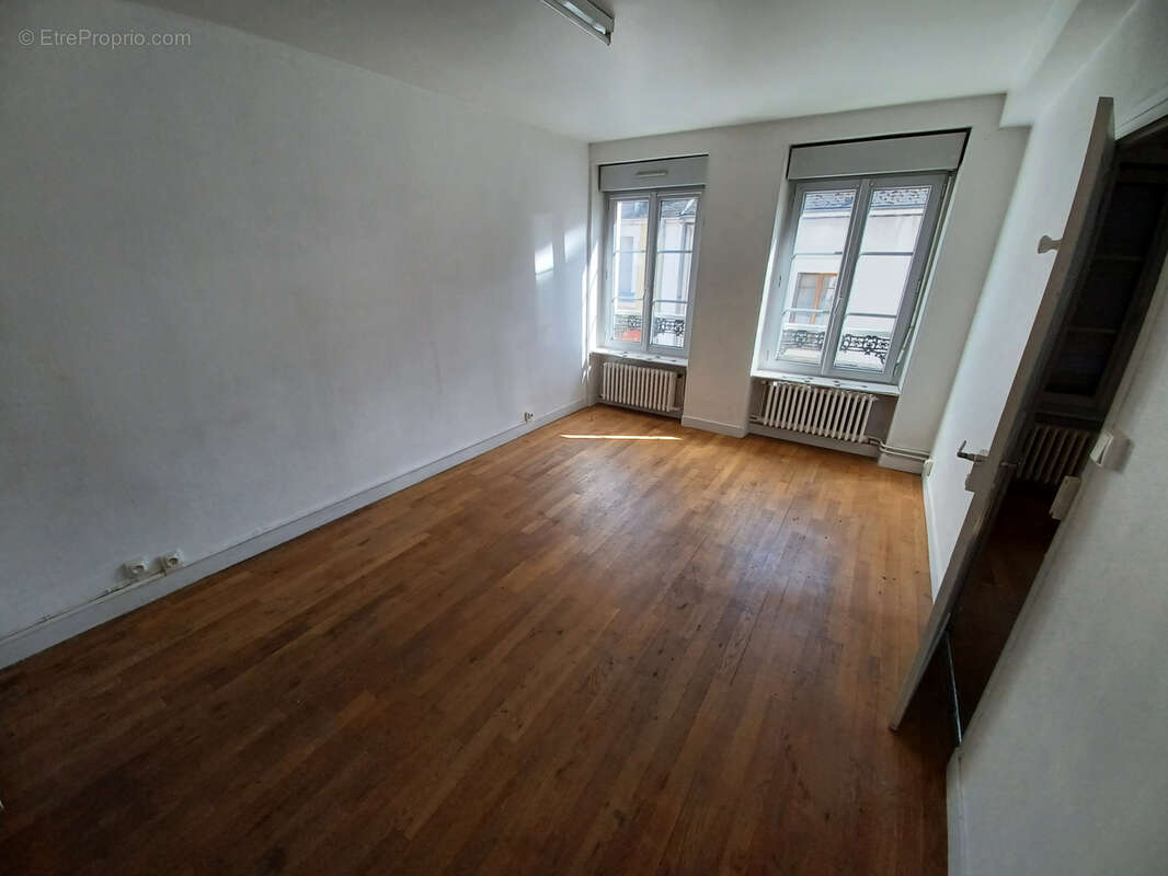 Appartement à LA CHARITE-SUR-LOIRE