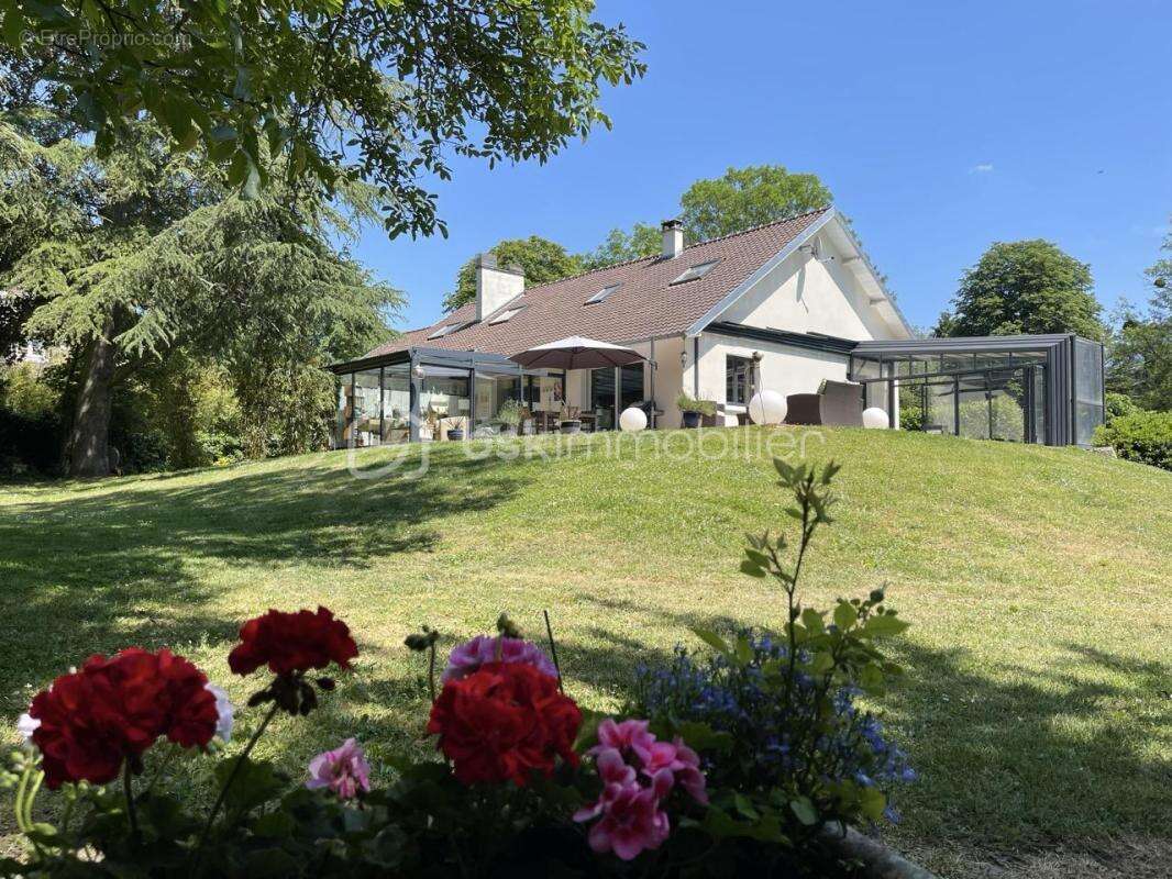 A Vendre / Propriété bucolique à Germigny L'évêque 263 m2 - photo 24