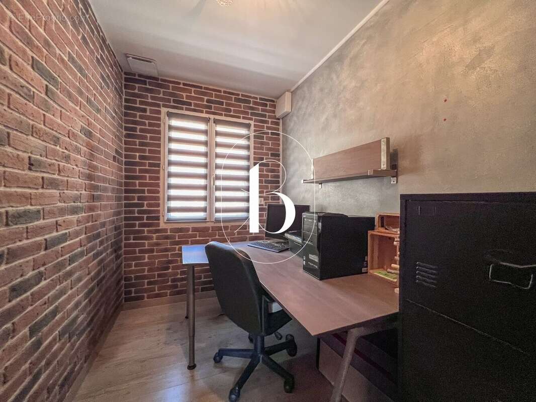 Maison 120 m² à Saint-Ambroix  - photo 30
