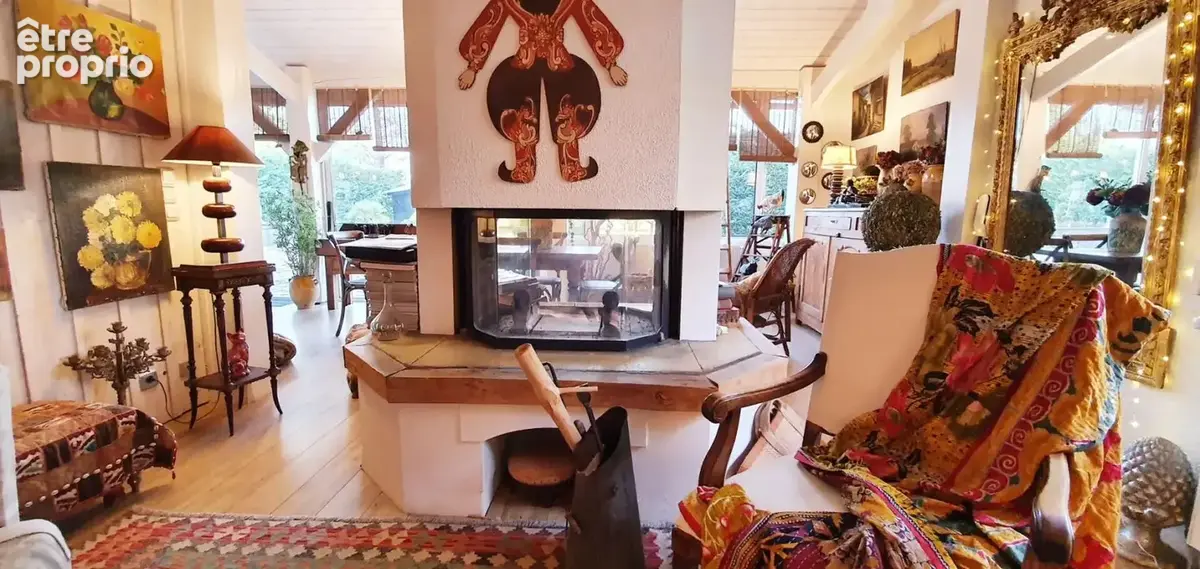 Maison avec piscine et grand garage - photo 13