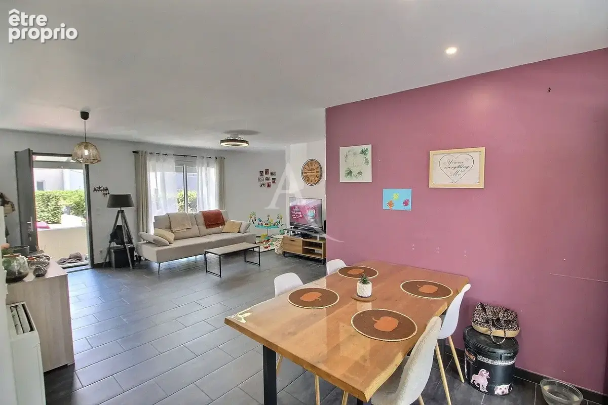 Villa de plain-pied récente f4 de 84 m² + garge sur terrain 3 faces - photo 9