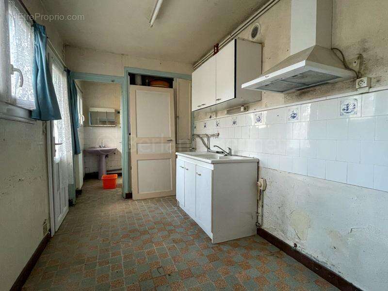 Maison à SAUZE-VAUSSAIS