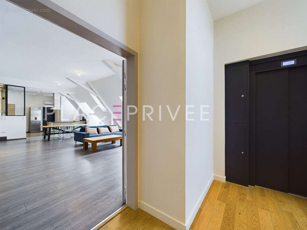 Loft Professionnel Bureaux Ville Vieille - photo 15