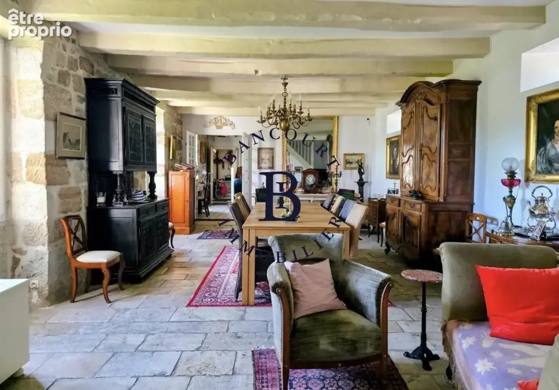 Maison 8 pièces 255 m² à vendre à Noailles (19600) - photo 2