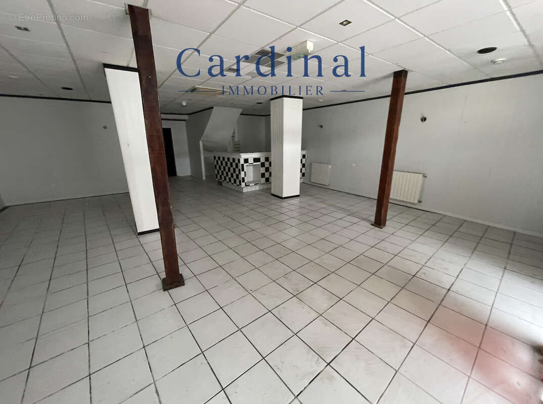 Coup de fusil succession a saisir !!!!! local commercial avec appartement - photo 9