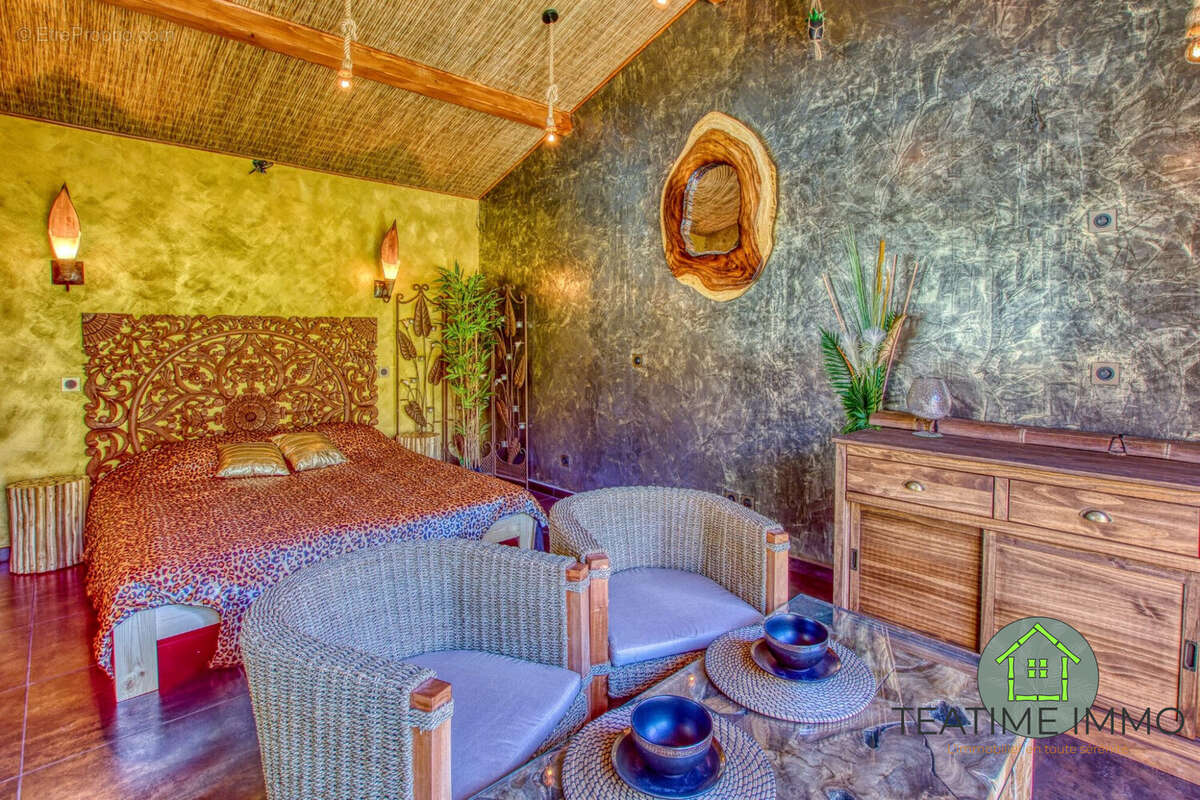 Chambre Villa plein pied La Farlede - Maison à LA FARLEDE