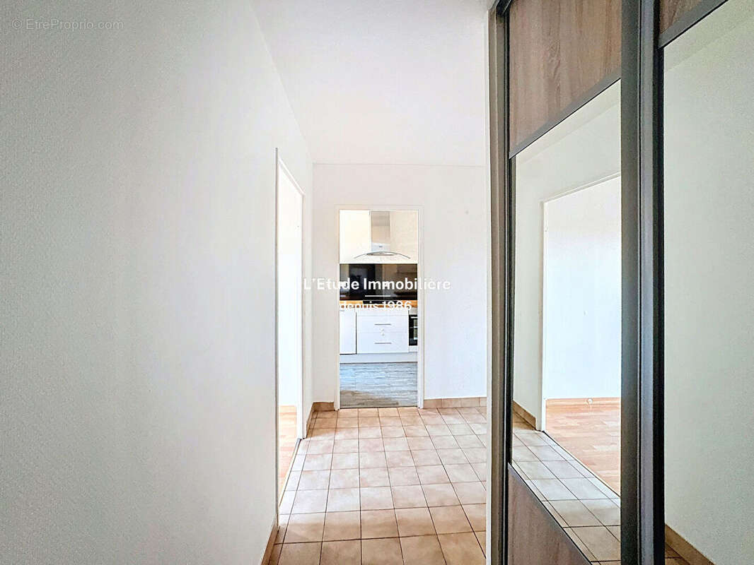 Appartement à SATHONAY-CAMP