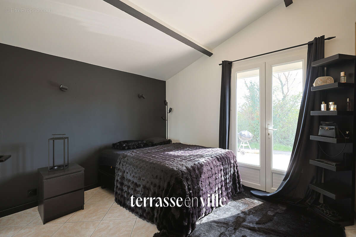 Maison à LA BOUILLADISSE