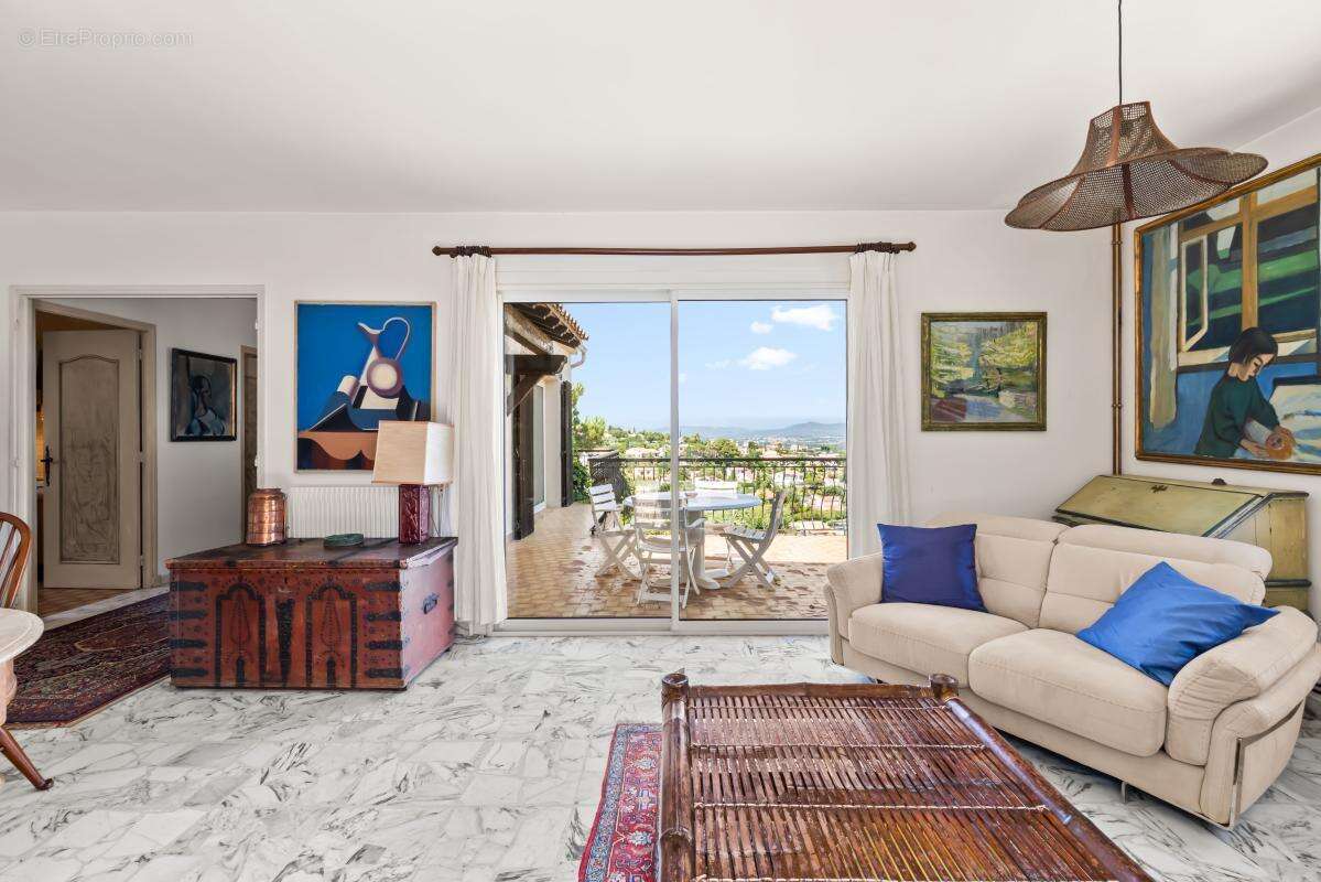 Maison à FREJUS