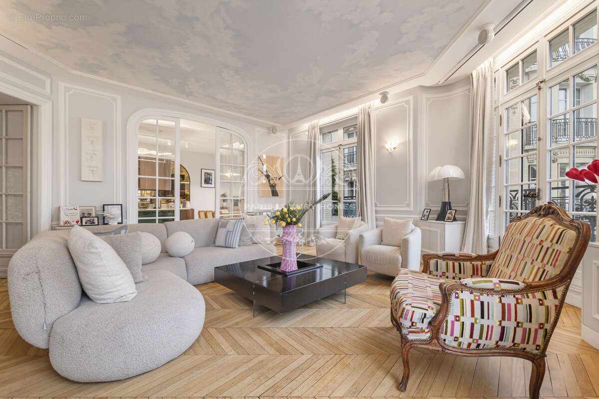 Appartement à PARIS-5E