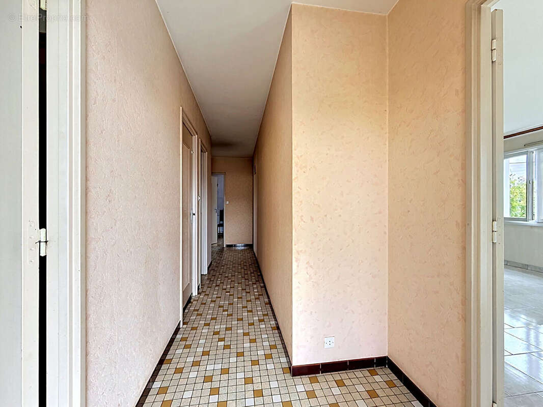 Maison à DOUE-LA-FONTAINE
