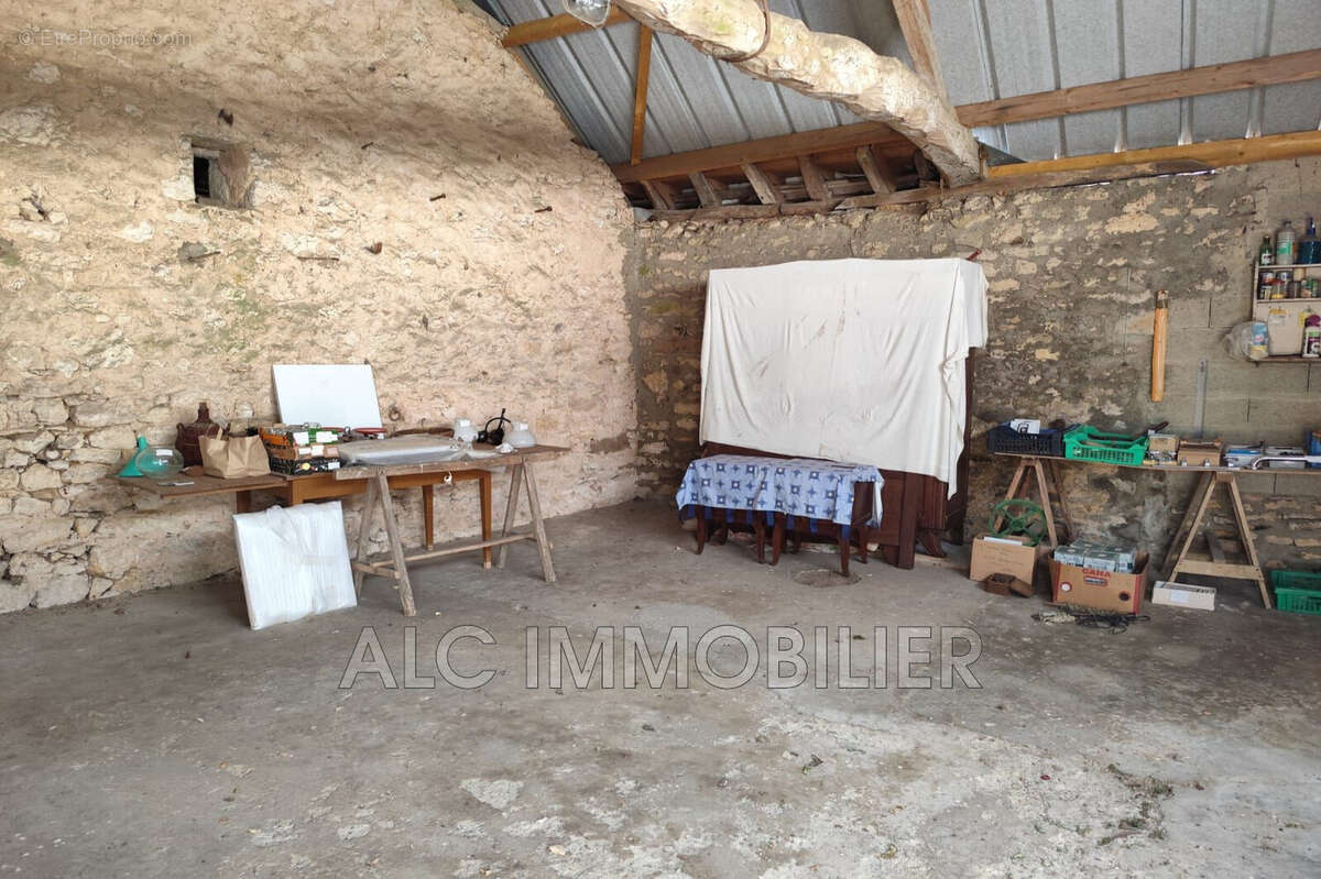 Maison 72 m² à Segrie  - photo 5