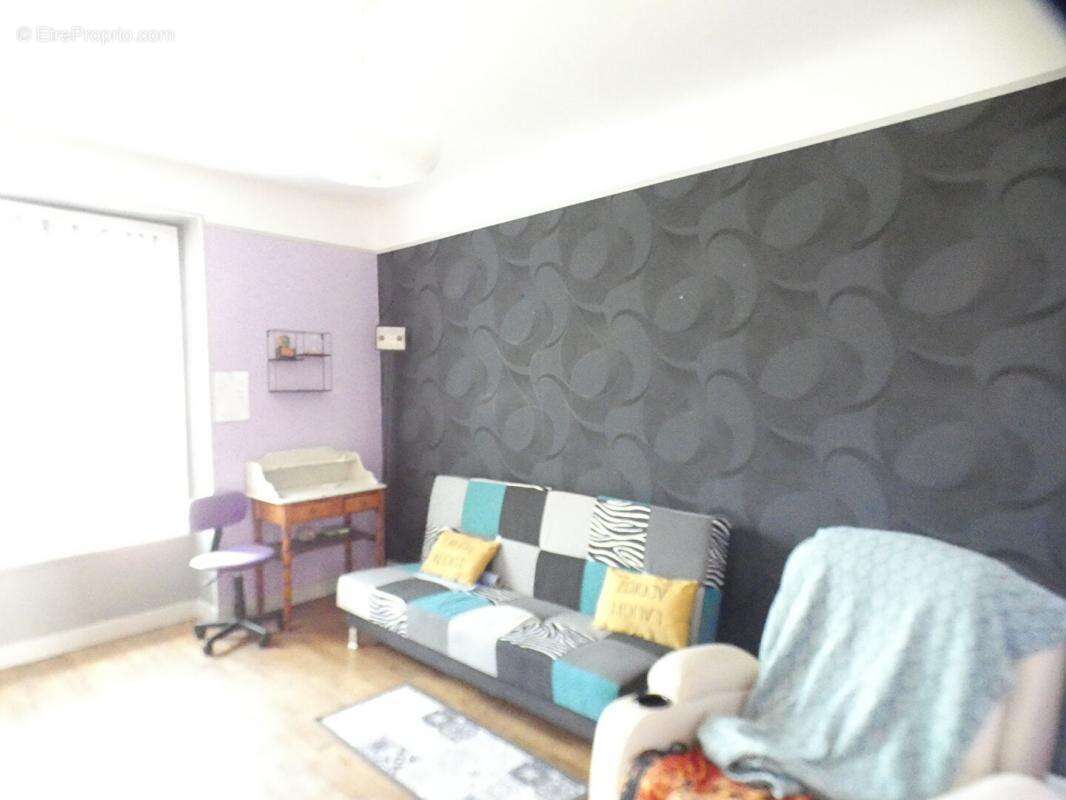 Maison à TERRASSON-LAVILLEDIEU