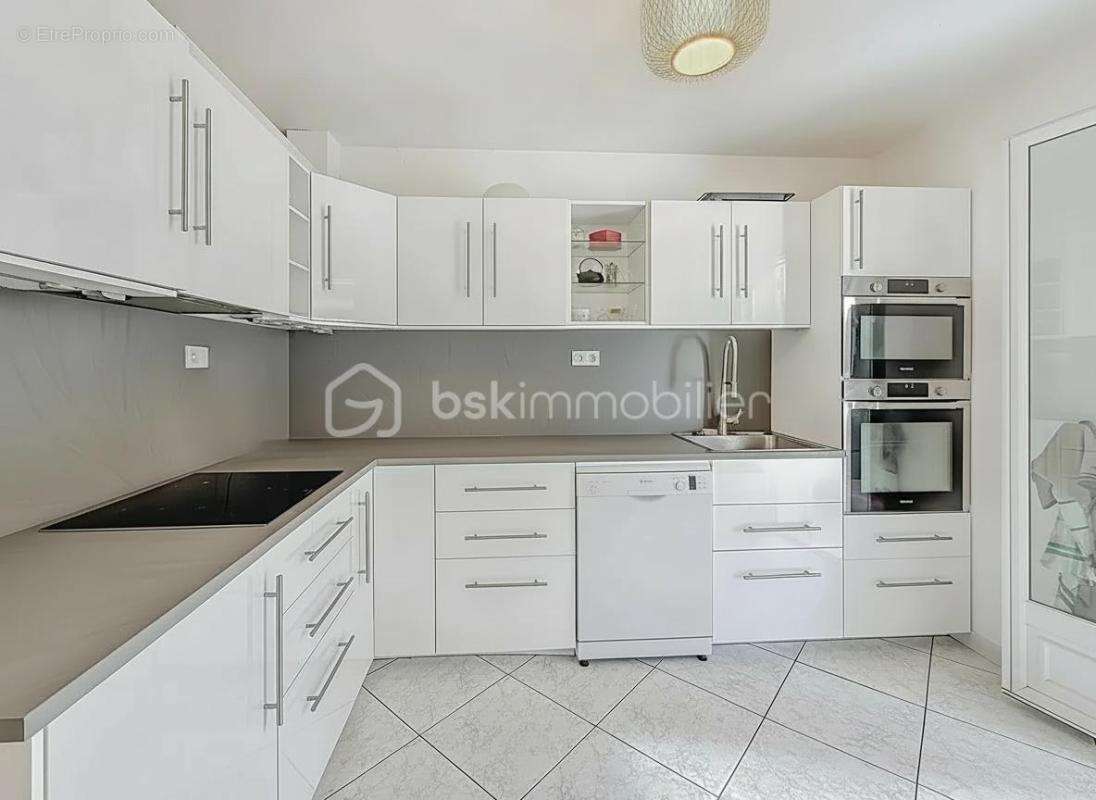 *** superbe villa de 175 m² avec garage – juvignac la plaine*** - photo 9