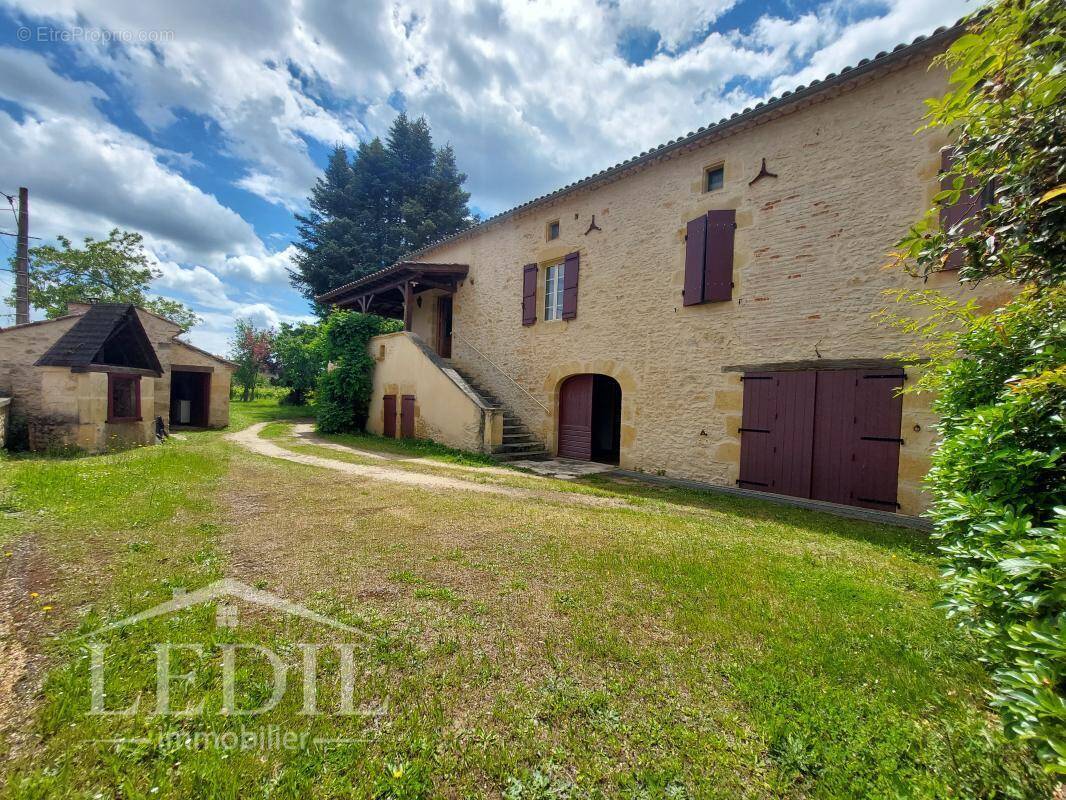 Maison à DURAVEL