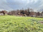 Terrain à SAINT-AGNIN-SUR-BION