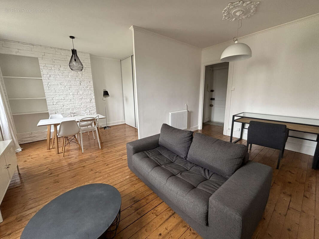 Appartement 52 m² à Clermont-Ferrand  - photo 2