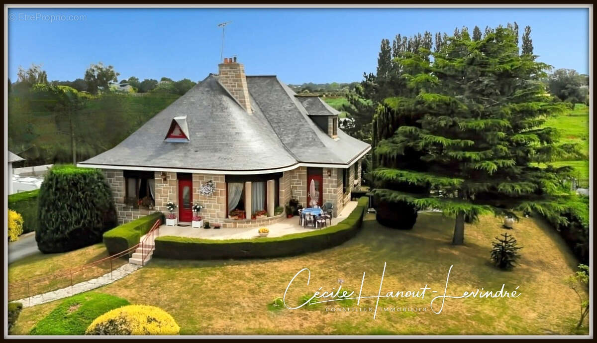 Secteur Baie du Mont-Saint-Michel -  pavillon sur sous-sol 165 M2 - 5 chambres - terrain 1662 m2. - photo 20
