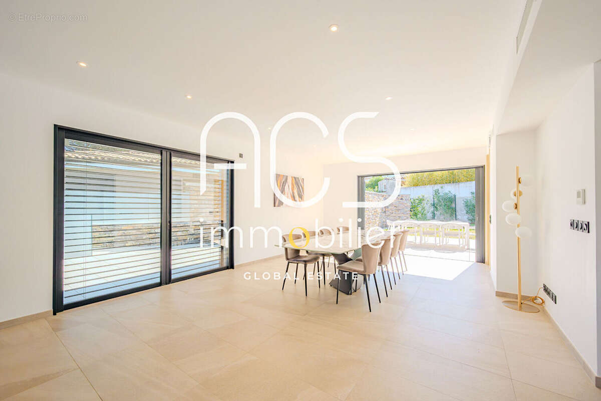Vente Villa-Loft 5 pièces Gassin - 5 min St Tropez et plages à pied - photo 11