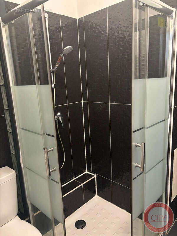 Appartement à PARIS-19E