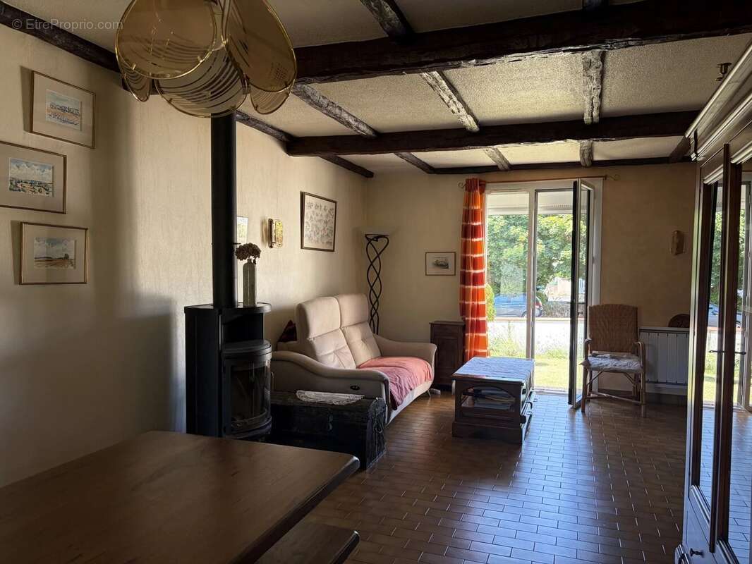 Maison à SALIES