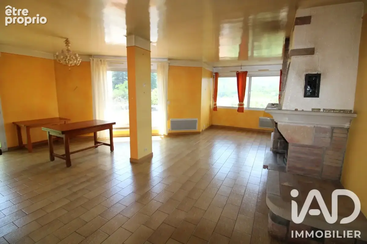 Photo 1 - Appartement à SAINT-LAURENT-DE-CERDANS