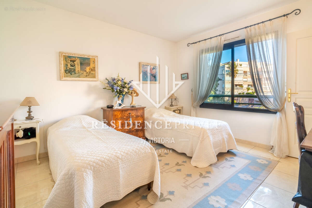 Appartement à HYERES
