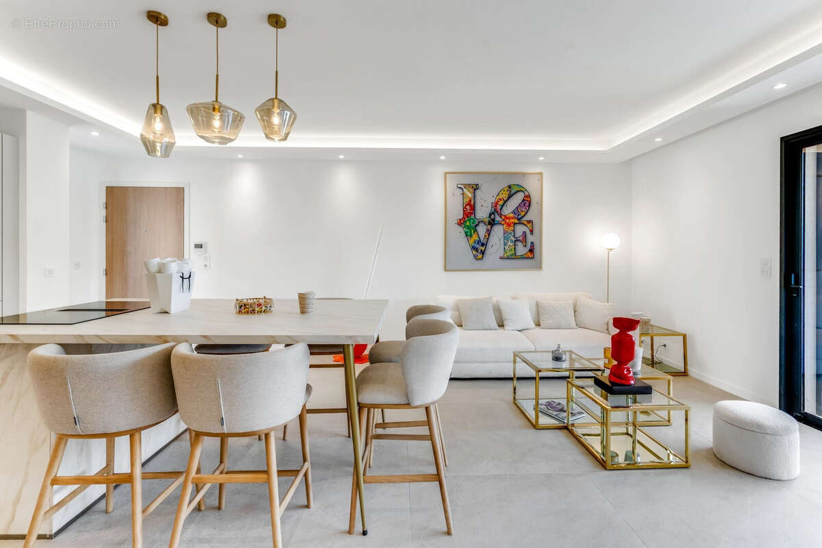 Superbe Appartement T3 très récent - photo 2