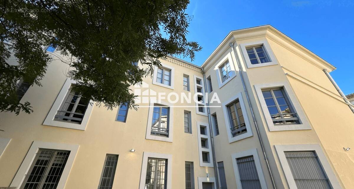 Appartement à NIMES