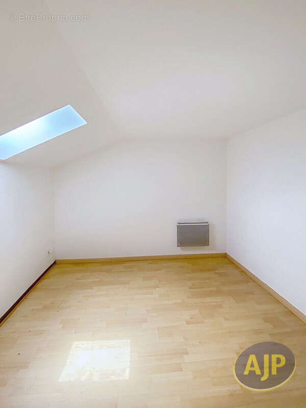 Lesparre Medoc Appartement T2  DUPLEX 43m2 - photo 10