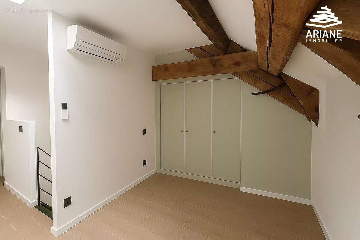 Appartement à VOURLES