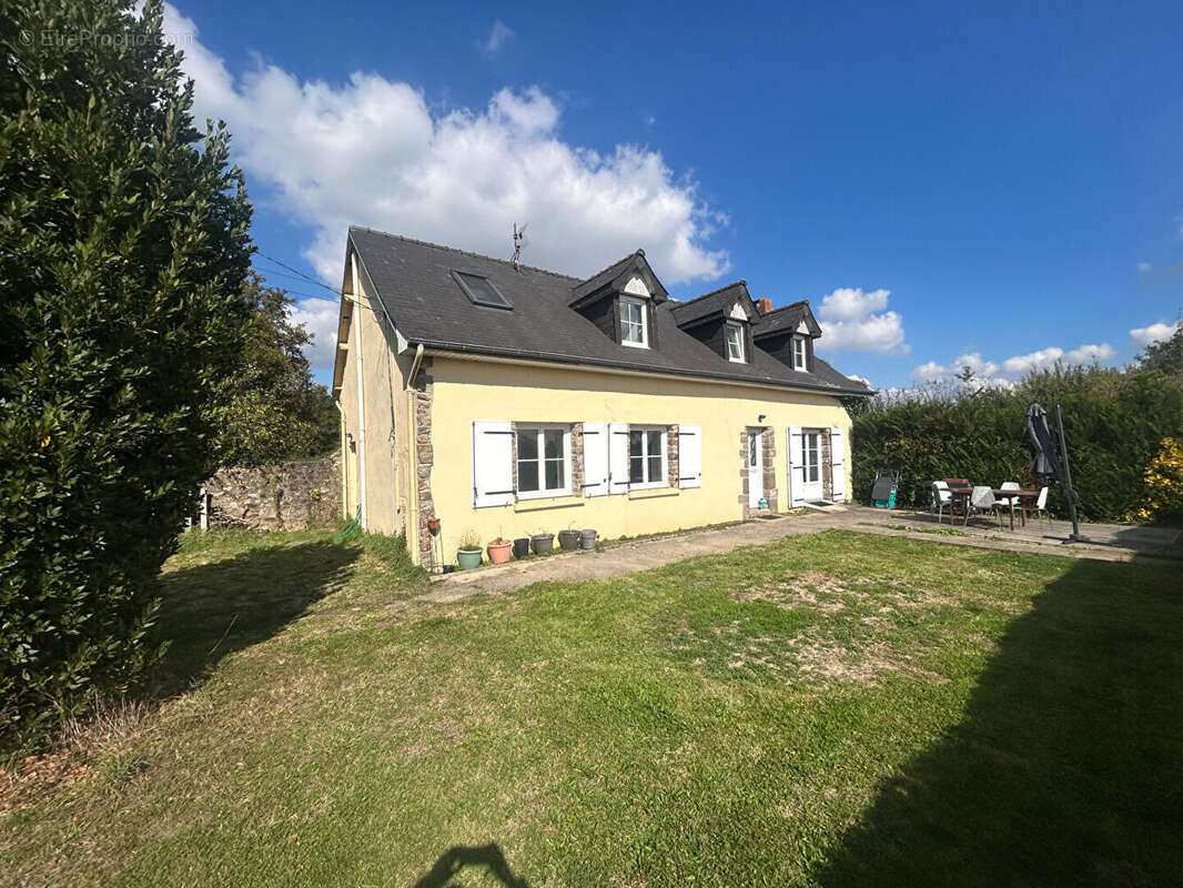 Maison à LA BACONNIERE