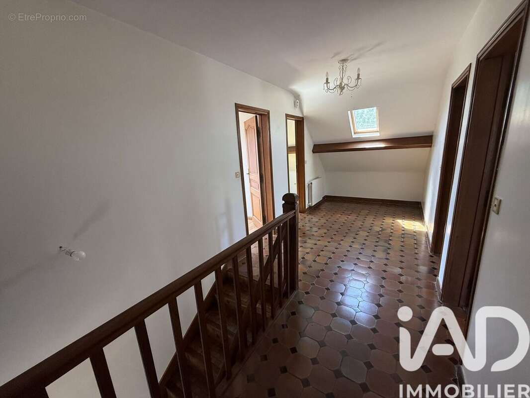 Maison 106 m² à Lachelle  - photo 9