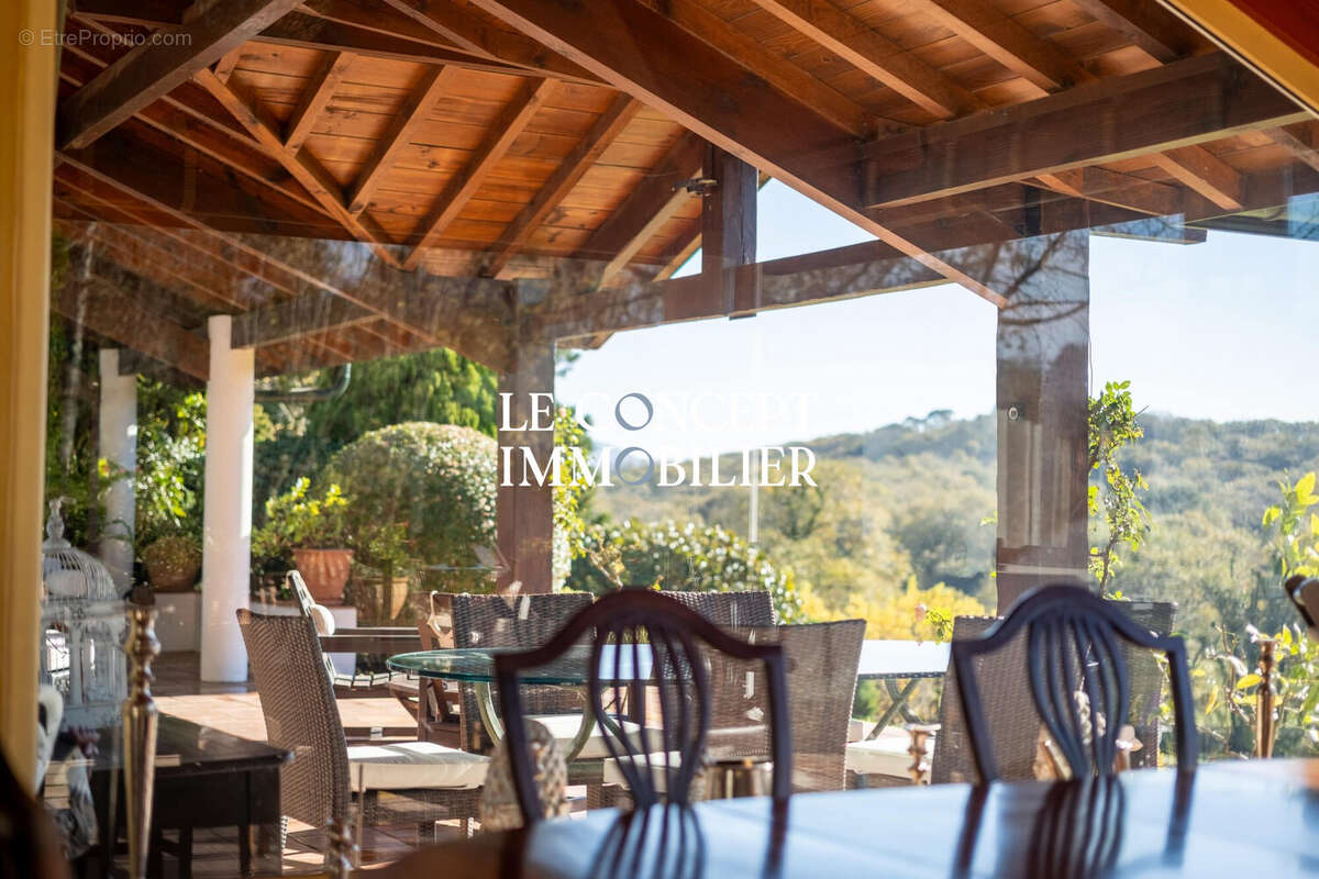 Maison à BASSUSSARRY