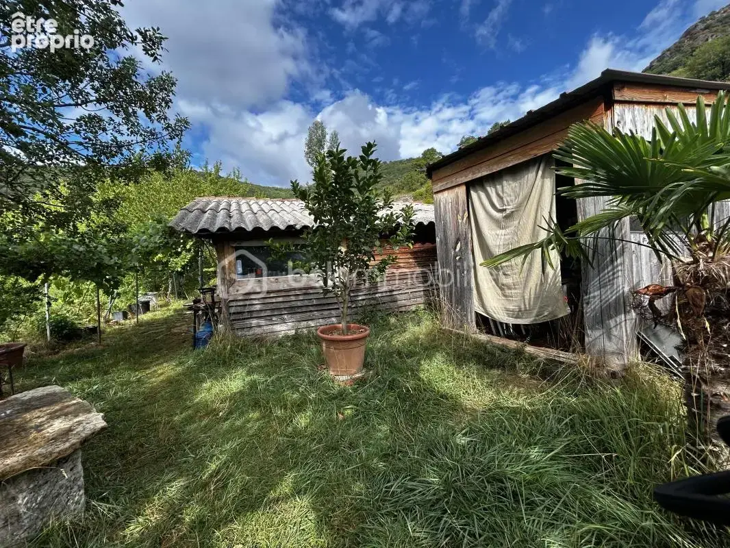 Maison en bois sur parcelle de 2,79 ha ! - photo 11