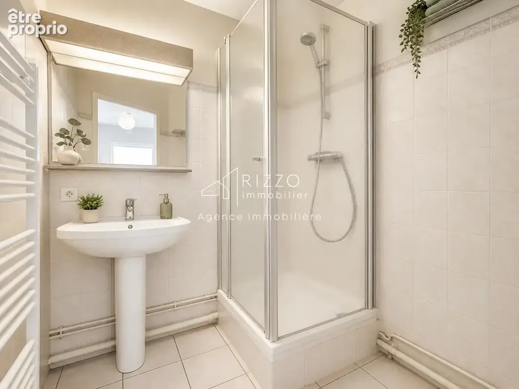T2 situé rue des alpins - photo 9