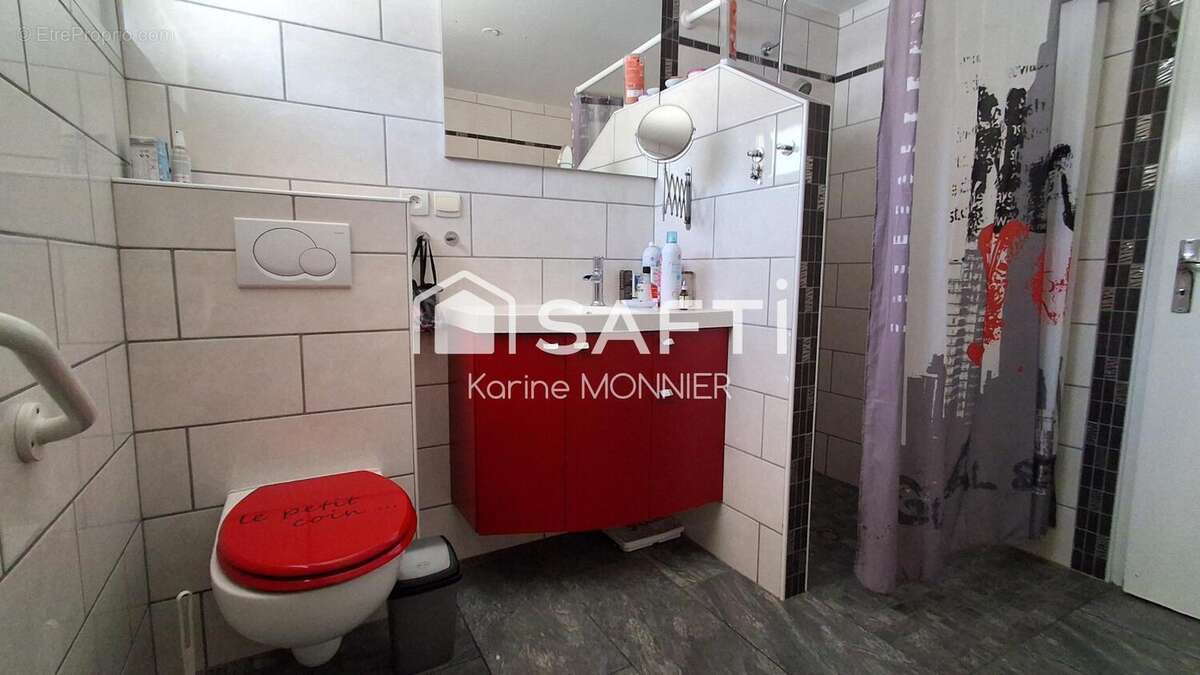 Maison 185 m² à Bourg-De-Sirod  - photo 5