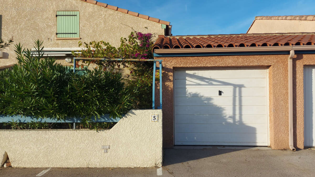 A sainte Marie Plage, villa avec garage à proximité de la plage - photo 3